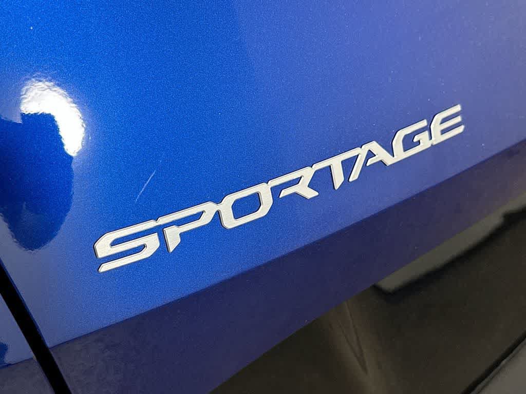 Used 2025 Kia Sportage SX FWD image 7