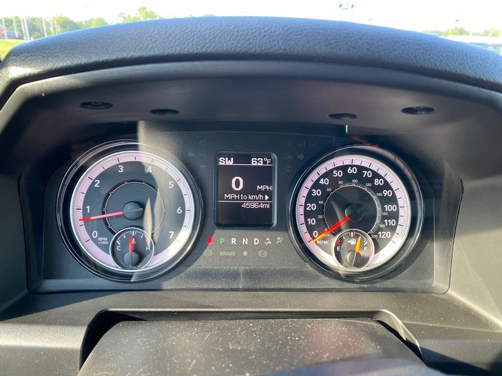 Used 2024 RAM 1500 Warlock AWD/4WD image 18