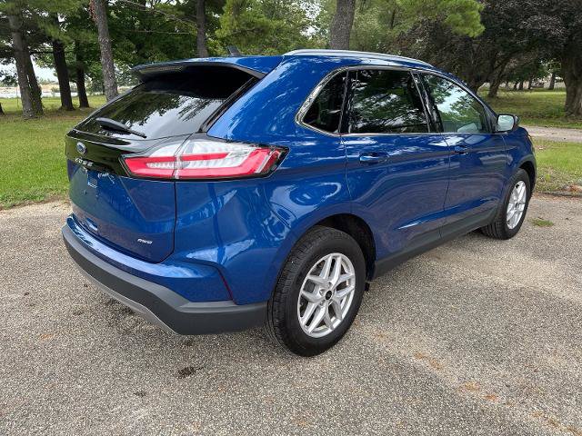 Certified 2023 Ford Edge SEL w/ Convenience Package AWD/4WD image 9