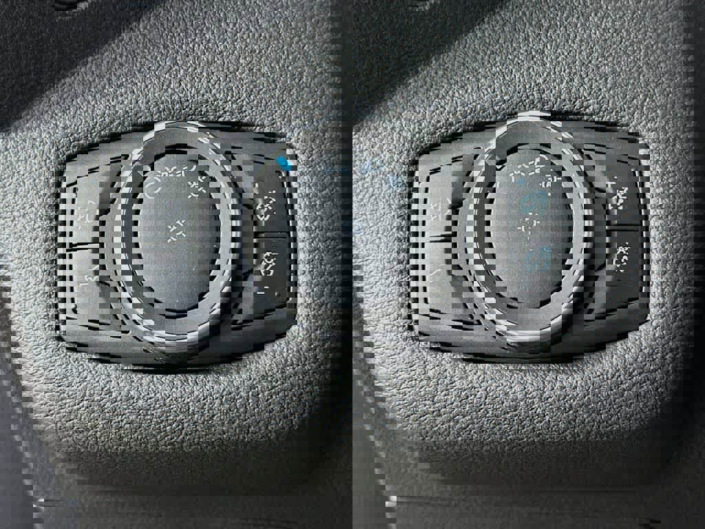 Certified 2017 Ford Escape SE image 26