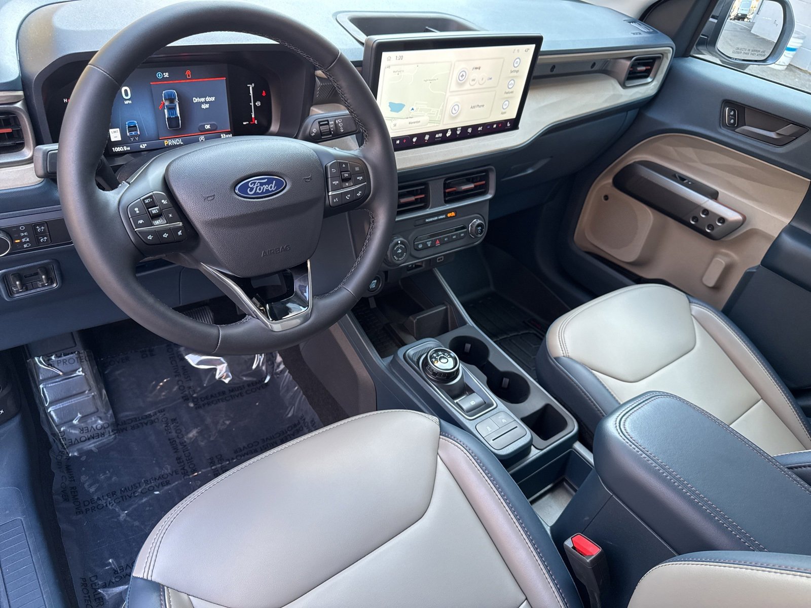 Certified 2025 Ford Maverick Lariat w/ 4K Tow Package image 41