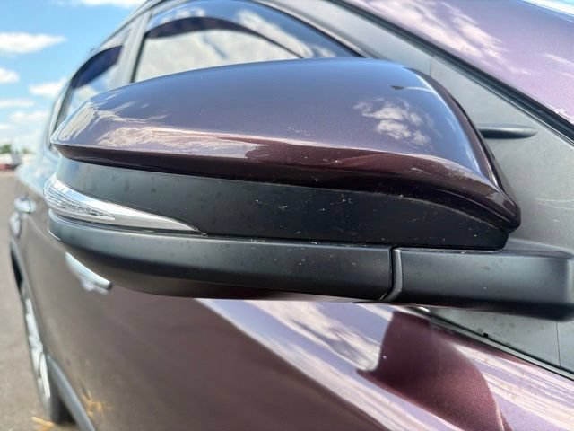 Used 2018 Toyota RAV4 Limited AWD/4WD image 5