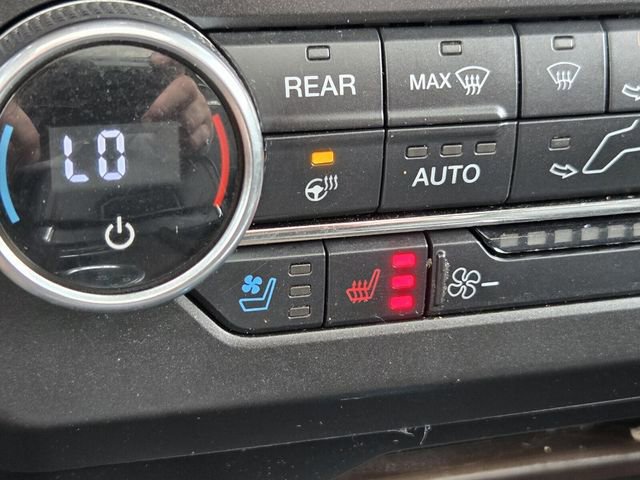 Certified 2020 Ford Expedition Platinum image 16