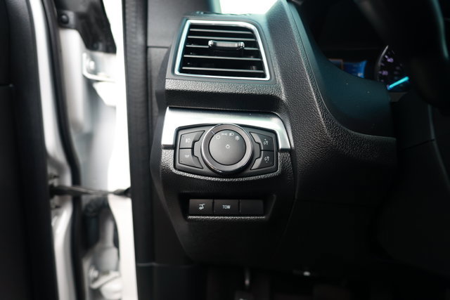 Certified 2019 Ford Explorer Limited w/ Ford Safe & Smart Package FWD image 21