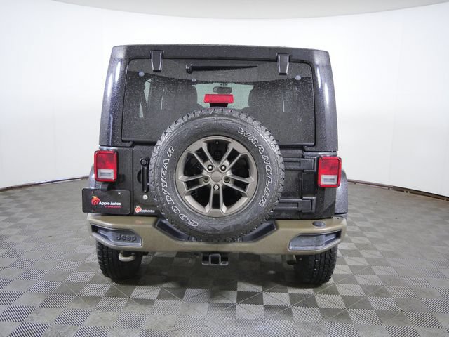 Used 2017 Jeep Wrangler Unlimited Sahara AWD/4WD image 5