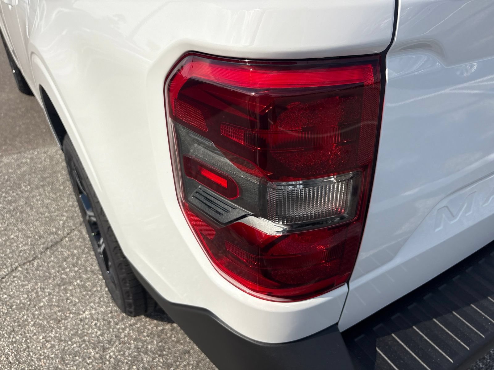 Certified 2025 Ford Maverick Lariat AWD/4WD image 11