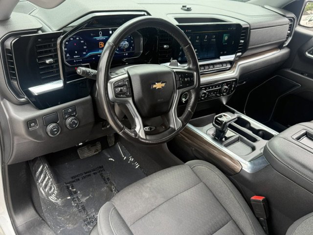 Used 2022 Chevrolet Silverado 1500 LT image 13