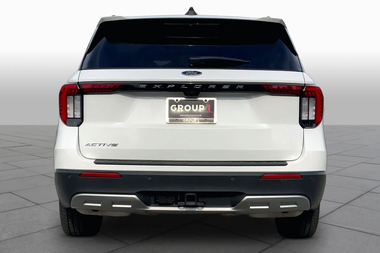 Certified 2025 Ford Explorer Active w/ Active Comfort Package RWD image 5