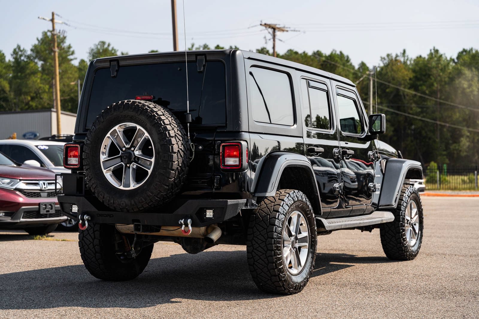 Used 2021 Jeep Wrangler Unlimited Sahara AWD/4WD image 7