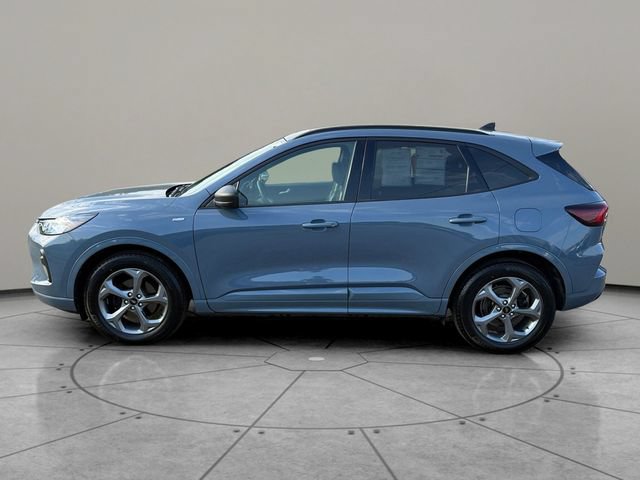 Certified 2023 Ford Escape ST-Line w/ Tech Pack #1 AWD/4WD image 9