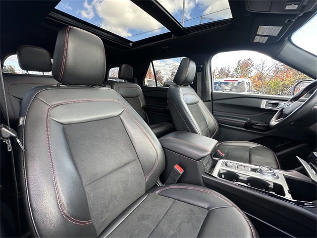 Certified 2022 Ford Explorer ST-Line w/ Class IV Trailer Tow Package image 36