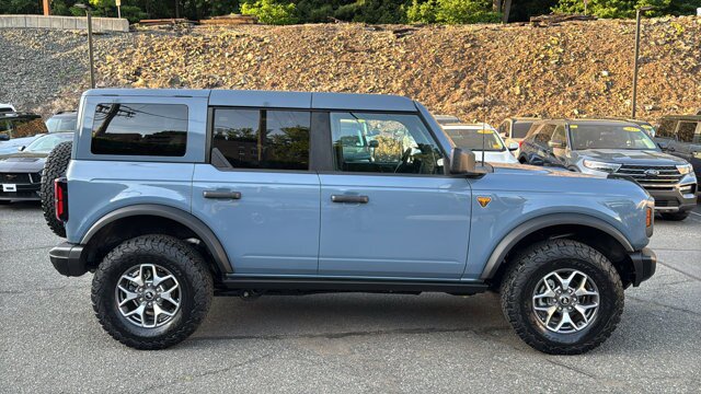 Certified 2025 Ford Bronco Badlands AWD/4WD image 4