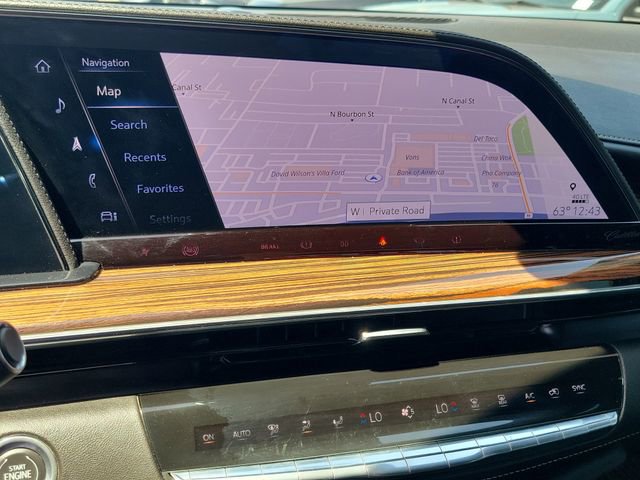 Used 2023 Cadillac Escalade Premium Luxury image 9