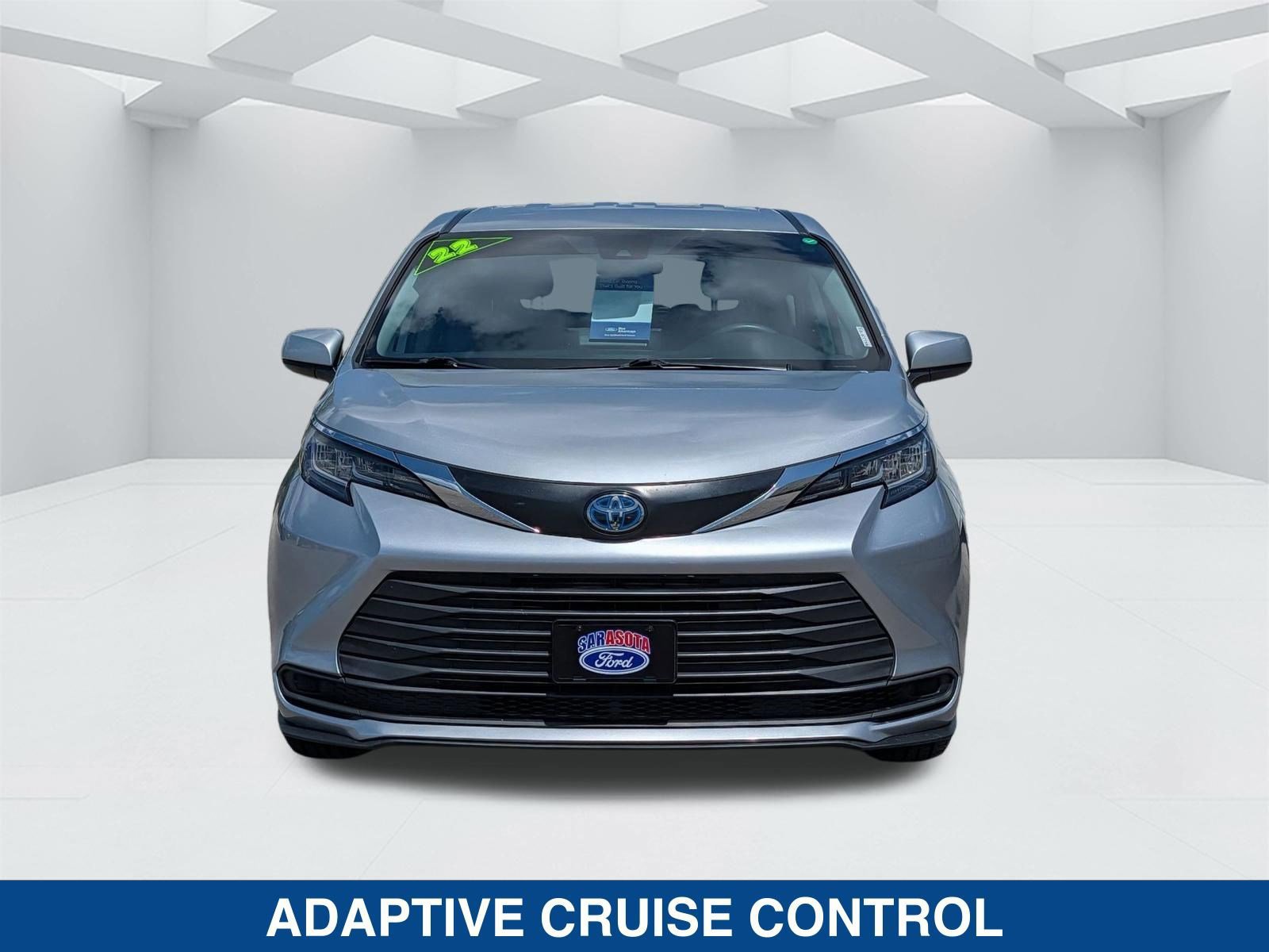 Used 2022 Toyota Sienna LE image 9