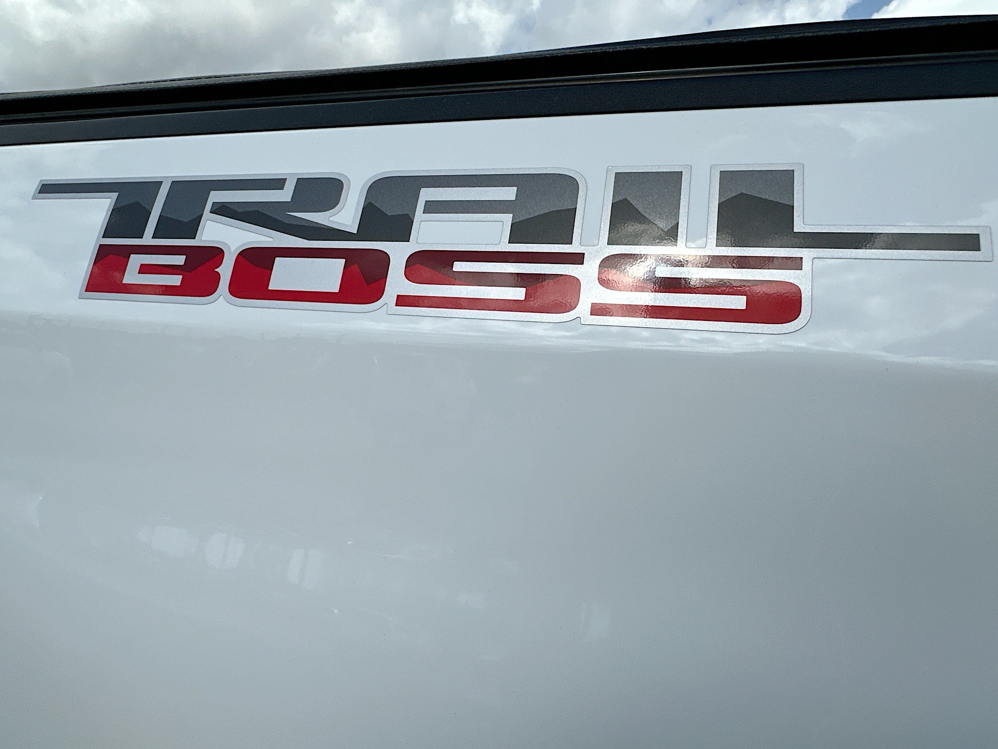 Used 2021 Chevrolet Silverado 1500 LT Trail Boss w/ Bed Protection Package AWD/4WD image 32