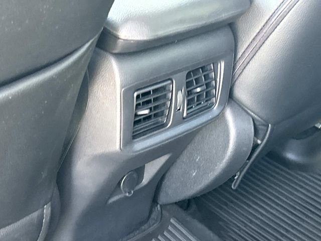 Used 2022 Toyota RAV4 LE FWD image 20