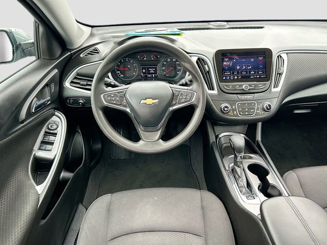 Used 2024 Chevrolet Malibu LT image 24