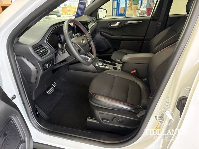 Certified 2023 Ford Escape ST-Line w/ Tech Pack #1 FWD image 11