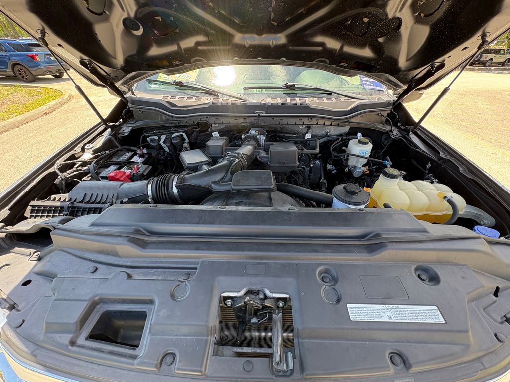 Certified 2022 Ford F250 Lariat w/ Lariat Value Package image 32