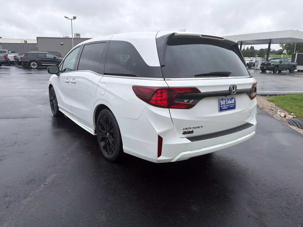 Used 2025 Honda Odyssey Sport-L image 6