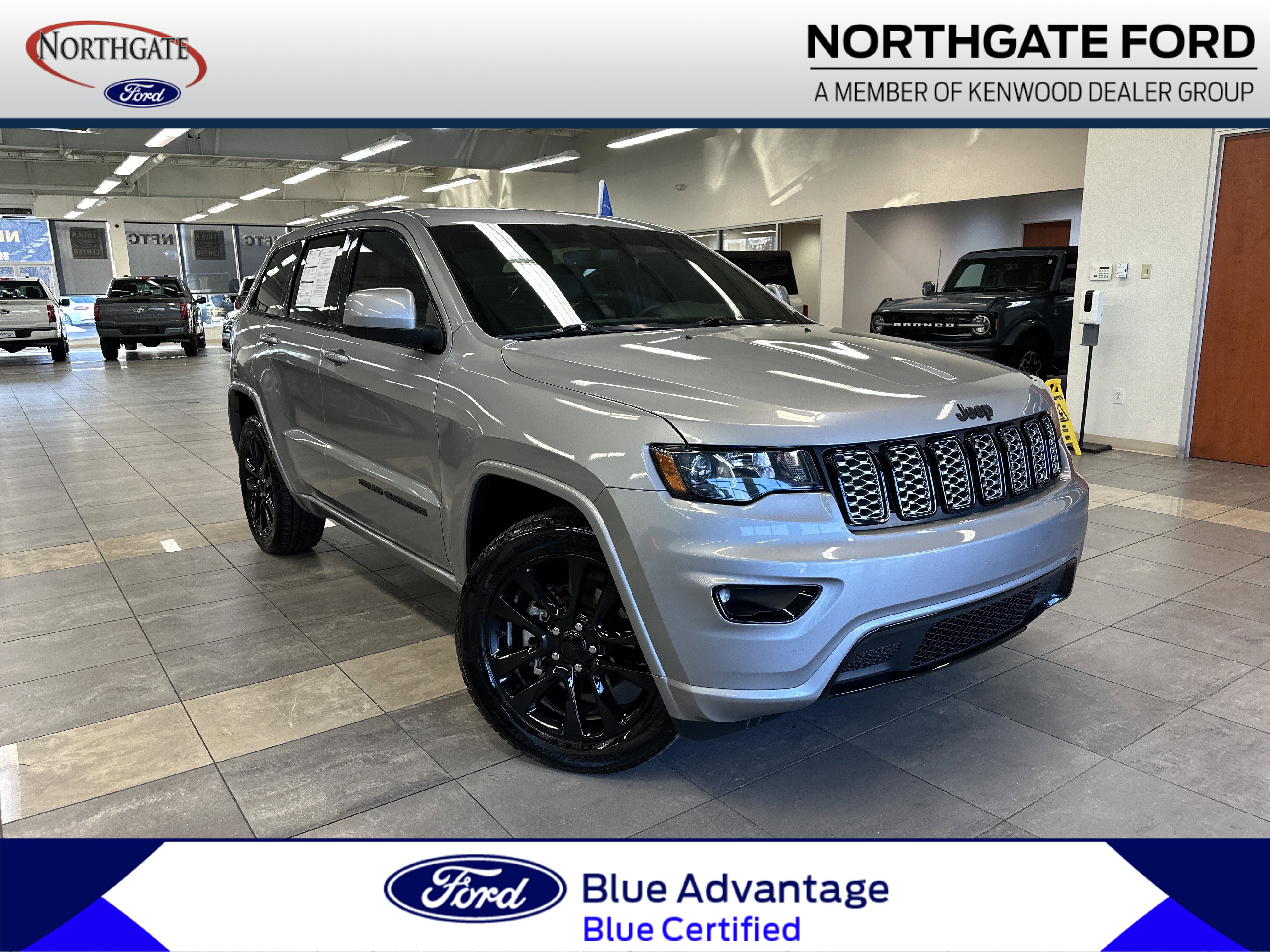 Used 2018 Jeep Grand Cherokee Altitude image 1