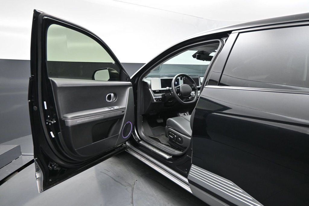 Used 2024 Hyundai Ioniq 5 Limited RWD image 9
