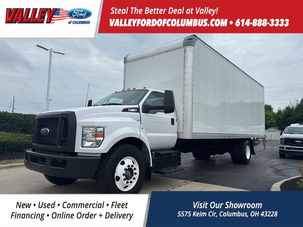 Certified 2023 Ford F650 2WD Regular Cab Super Duty image 2