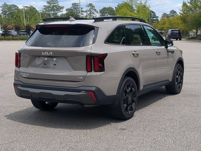 Used 2024 Kia Sorento X-Line EX AWD/4WD image 4