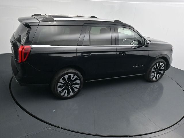 Certified 2025 Ford Expedition Platinum w/ Driver's Package AWD/4WD image 26