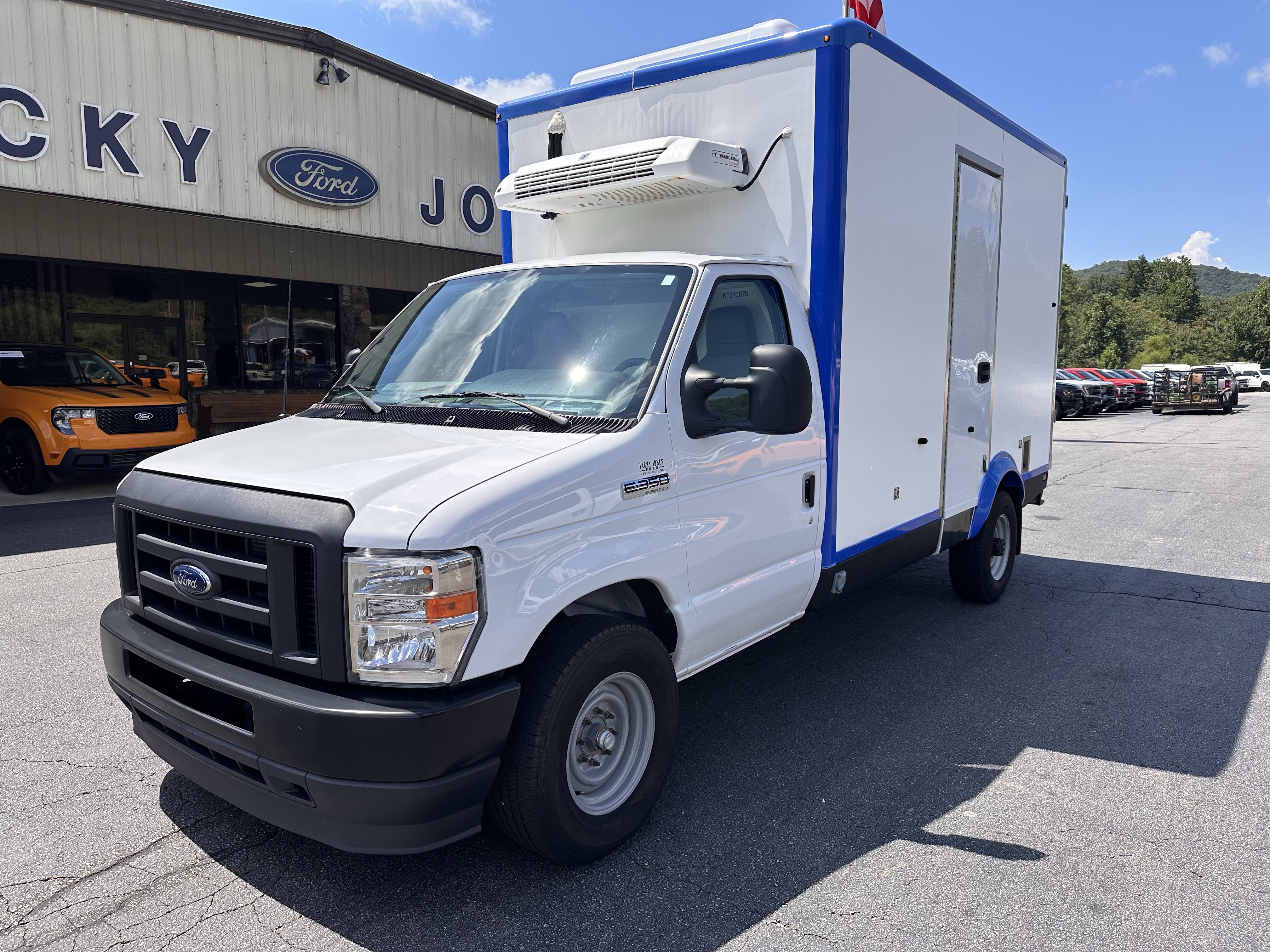 Certified 2024 Ford E-350 and Econoline 350 Super Duty w/ Power Windows & Locks Group RWD image 2