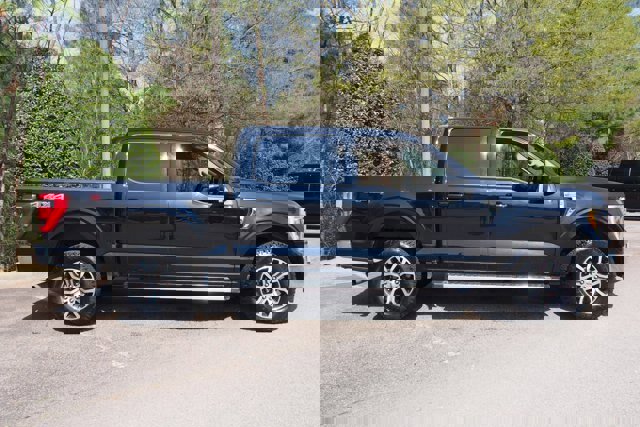 Certified 2022 Ford F150 Lariat w/ Trailer Tow Package image 2