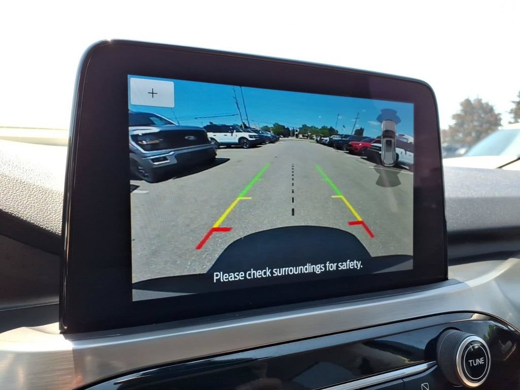 Certified 2022 Ford Escape Titanium FWD image 17