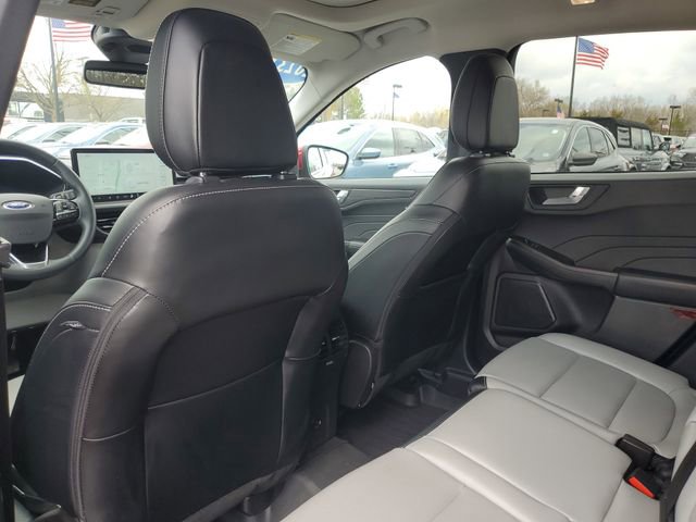Certified 2023 Ford Escape Platinum image 28