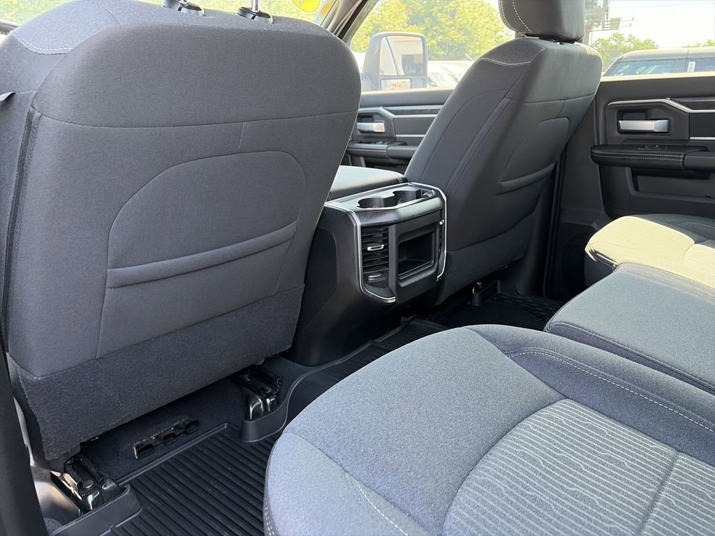 Used 2024 RAM 2500 Big Horn w/ Night Edition AWD/4WD image 29