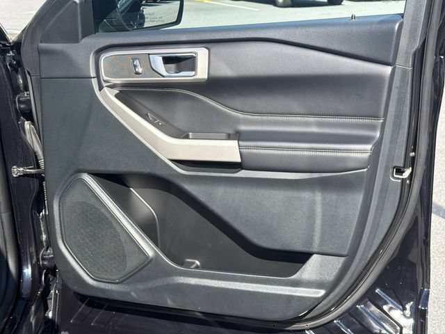 Certified 2024 Ford Explorer XLT AWD/4WD image 16