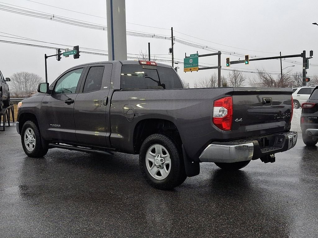 Used 2017 Toyota Tundra SR5 image 2