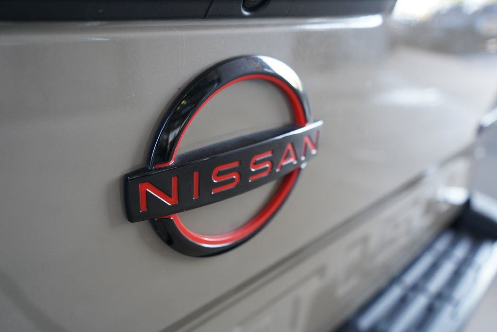 Used 2024 Nissan Frontier Pro-X RWD image 6