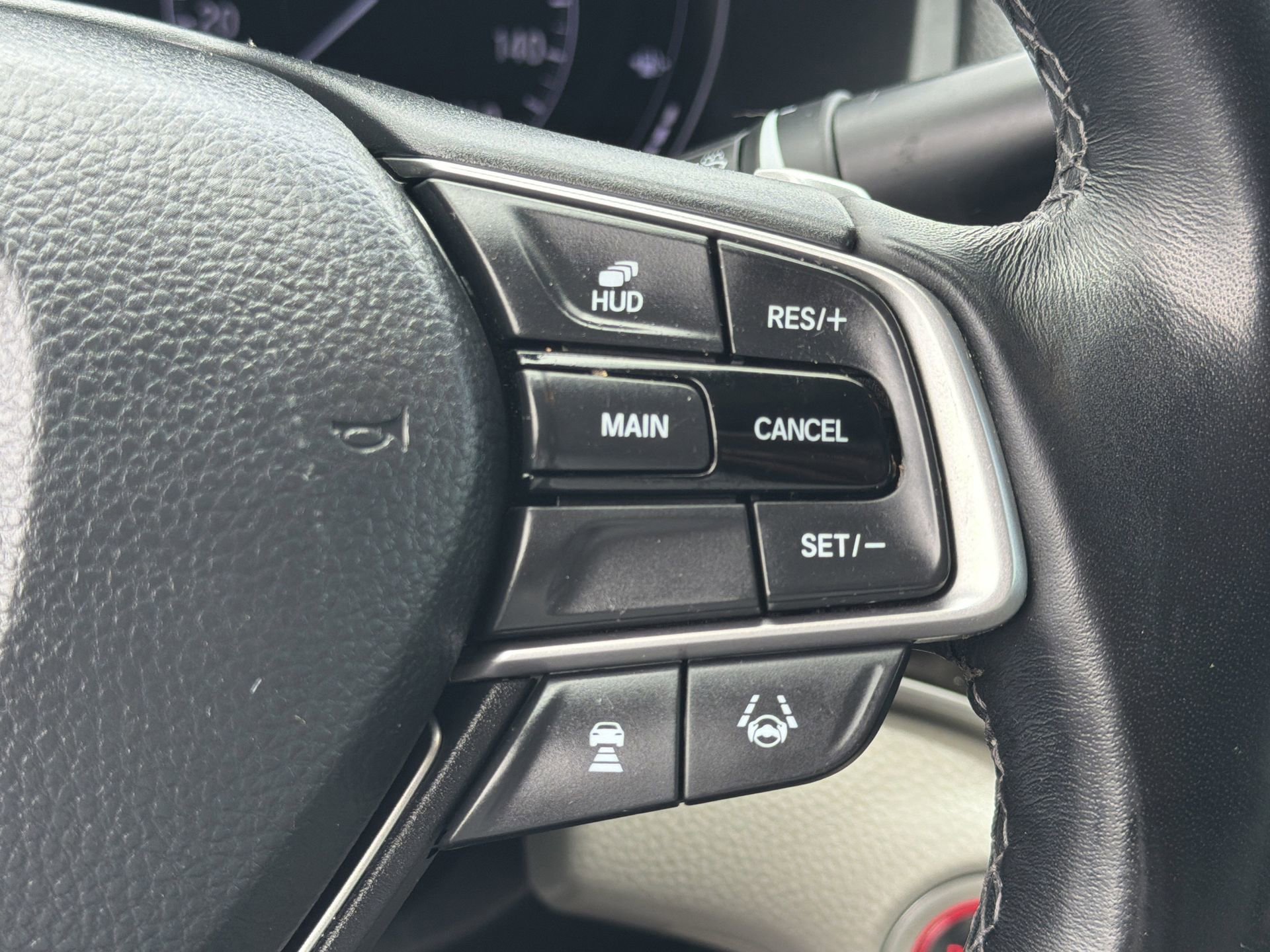 Used 2020 Honda Accord Touring image 12
