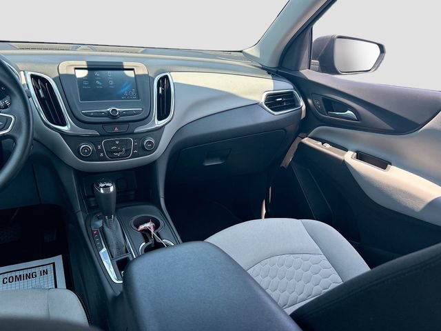 Used 2018 Chevrolet Equinox LS AWD/4WD image 29