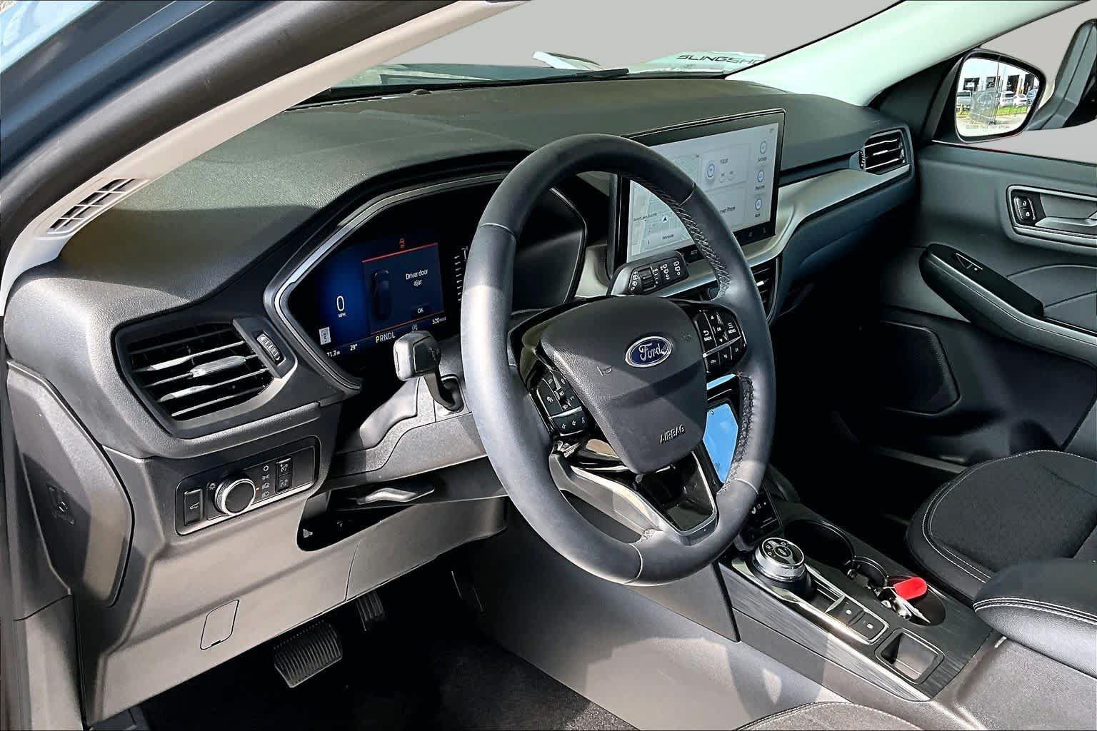 Certified 2024 Ford Escape Active w/ Tech Pack #1 AWD/4WD image 17