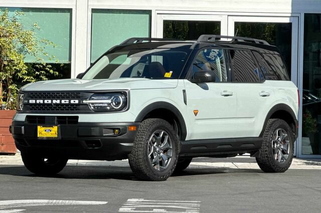 Certified 2021 Ford Bronco Sport Badlands w/ Badlands Package AWD/4WD image 8