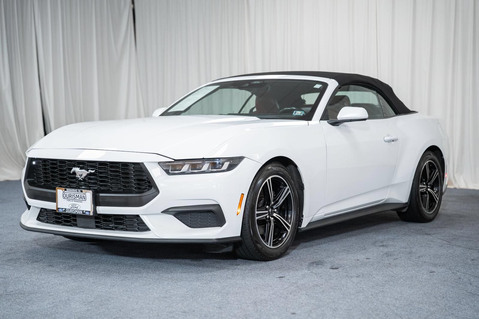 Certified 2024 Ford Mustang Premium RWD image 3