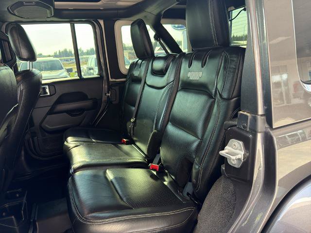 Used 2021 Jeep Wrangler Unlimited Sahara AWD/4WD image 37