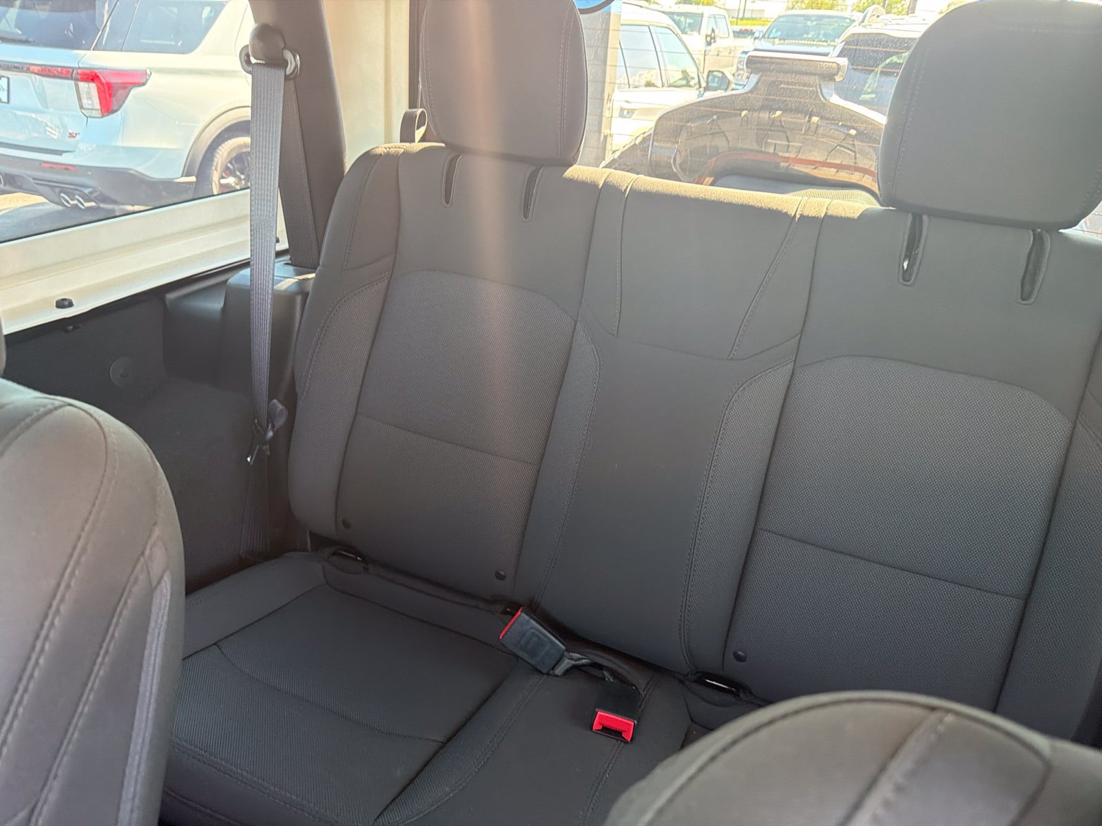 Used 2022 Jeep Wrangler Sport AWD/4WD image 4