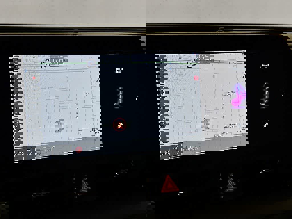 Used 2023 Kia Sportage EX image 28