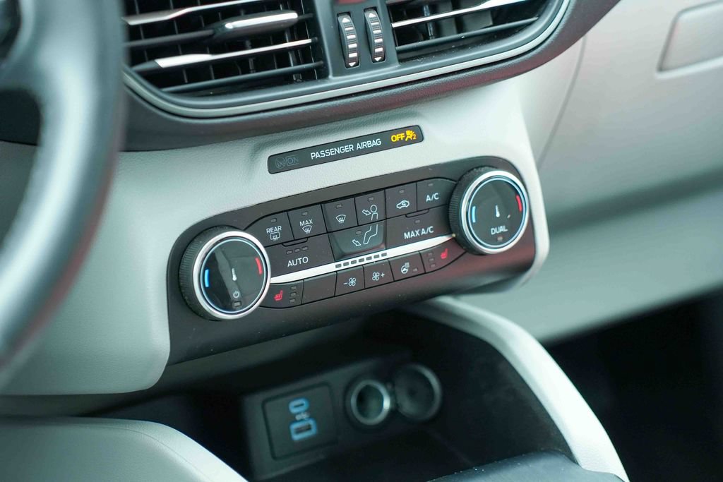 Certified 2023 Ford Escape Active AWD/4WD image 25