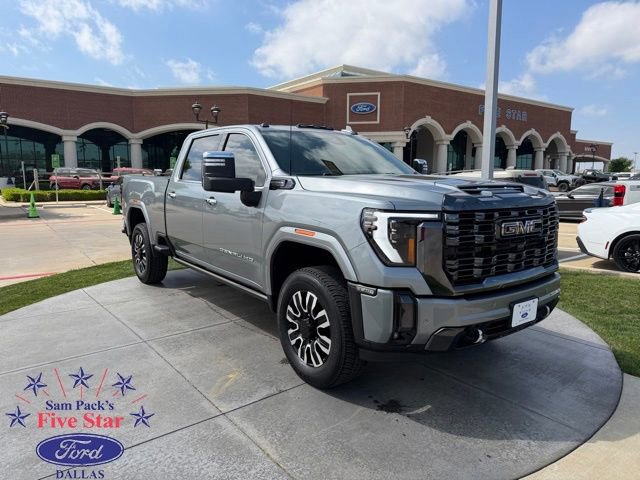Used 2024 GMC Sierra 3500 Denali Ultimate image 4