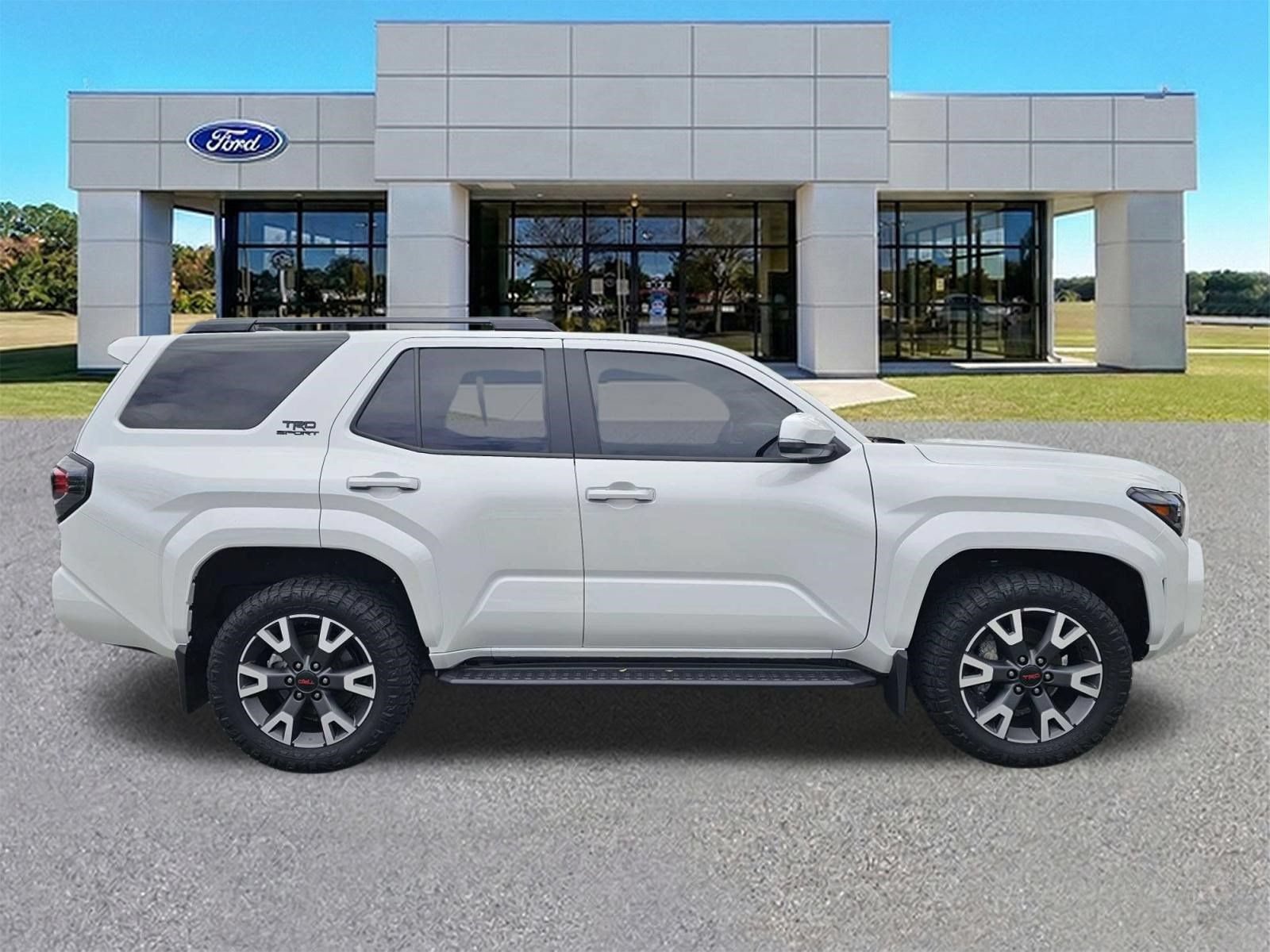 Used 2025 Toyota 4Runner TRD Sport AWD/4WD image 4