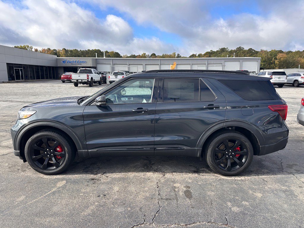 Certified 2023 Ford Explorer ST w/ Equipment Group 401A image 2