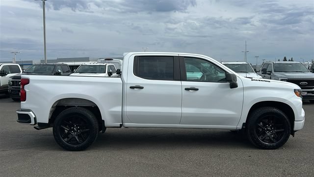 Used 2023 Chevrolet Silverado 1500 Custom w/ LPO, Dark Essentials Package RWD image 2